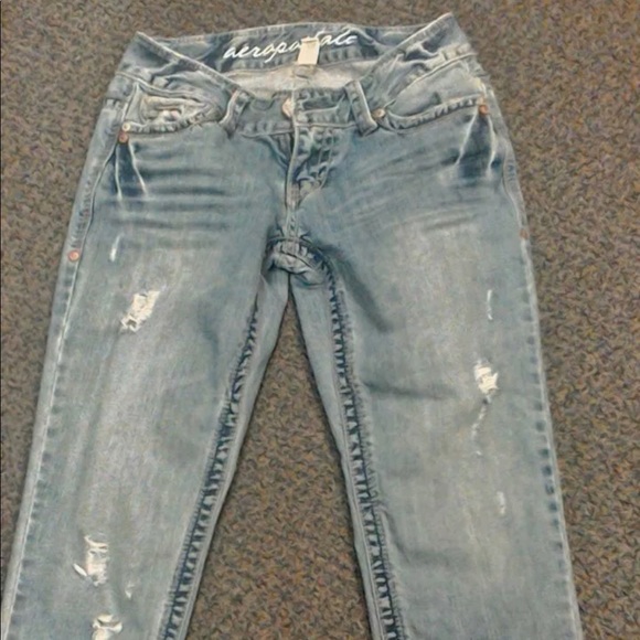 Aeropostale Denim - Aeropostale Distressed Capri Blue Jeans sz. 0